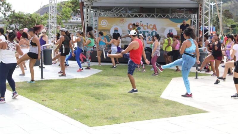 Aulão de ritmos promove saúde e bem-estar na Rua de Lazer da Nova Orla de Cariacica