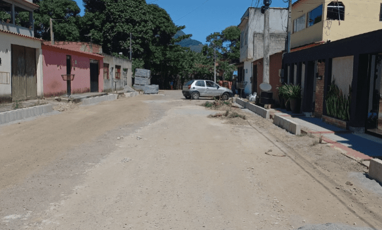 Bairro Planeta recebe pavimentação em quatro ruas