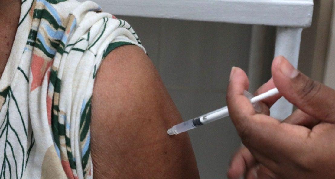 Início da vacinação contra a gripe nas unidades de saúde marcado para segunda-feira (25)