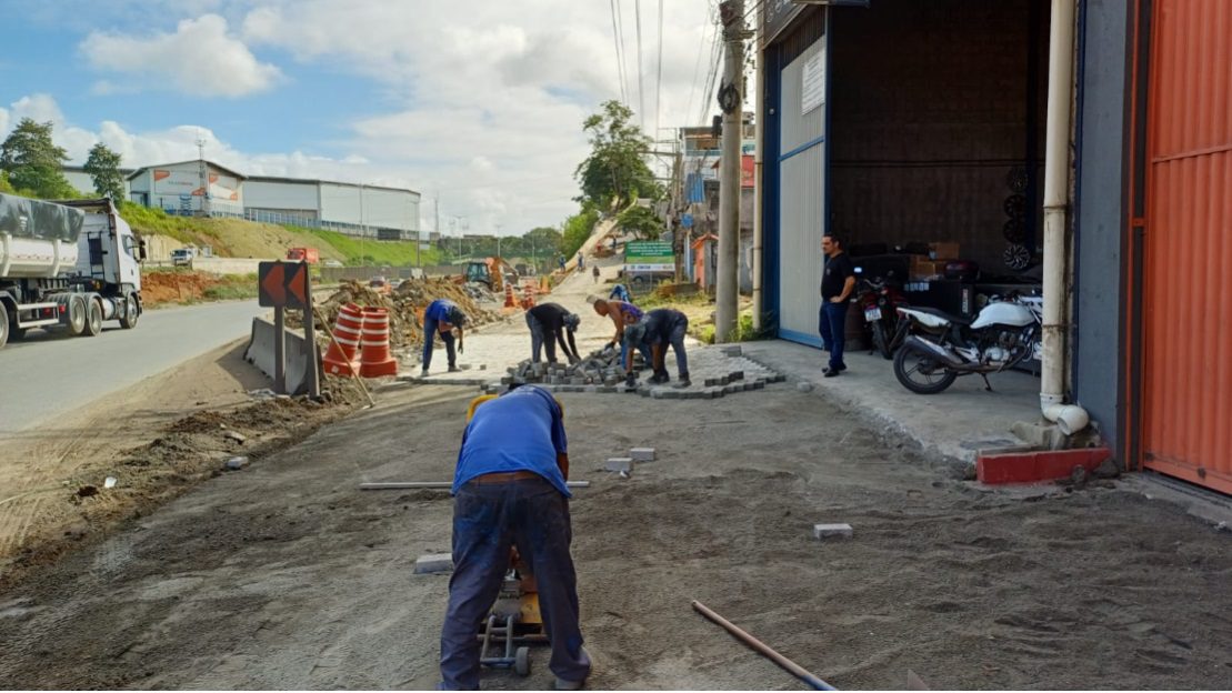 Obras de pavimentação da Rua Anchieta entram na fase final em Cariacica