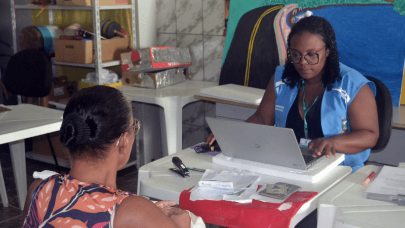 Famílias em vulnerabilidade são atendidas em mutirão do CadÚnico no Cras de Rio Marinho