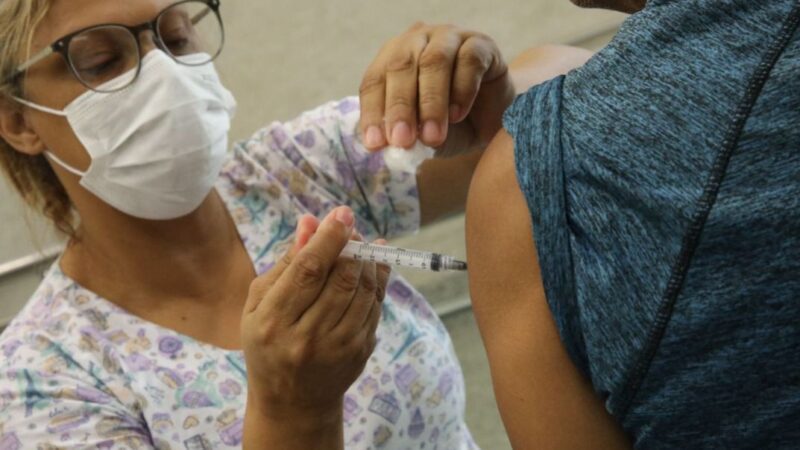 Prefeitura inicia vacinação em praças a partir de 6 de julho