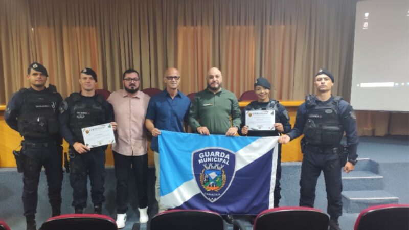 Guardas municipais concluem curso de Condução de Cão Policial e recebem certificação