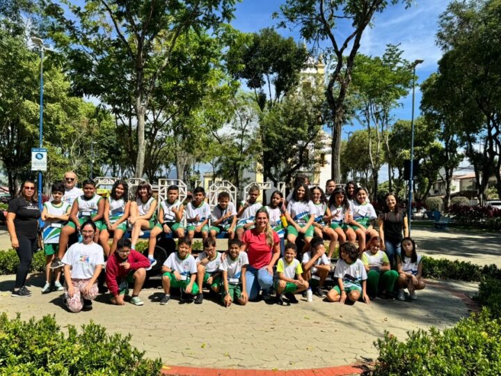 Vivenciando o aprendizado: estudantes da rede municipal conhecem os pontos turísticos de Cariacica