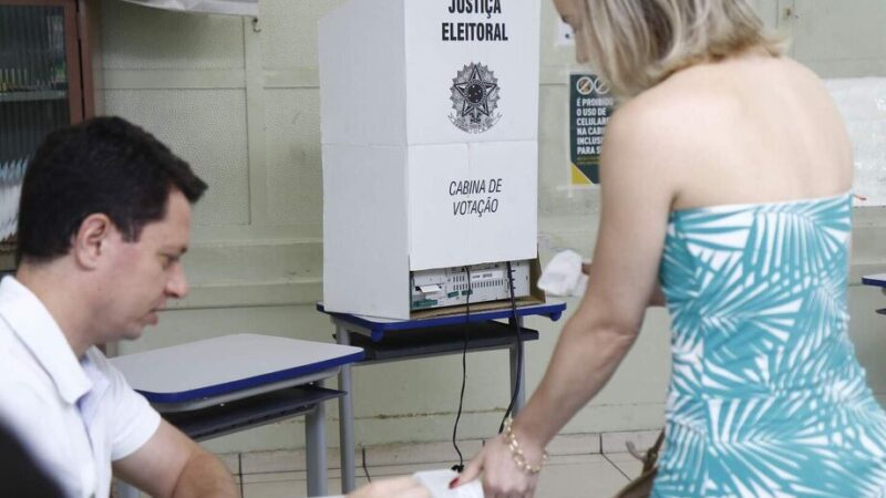 Observe a votação ao vivo, conforme sua localização