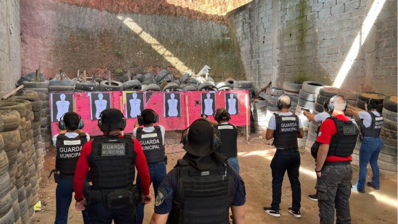 Treinamento intensivo: Alunos da Guarda de Cariacica aprimoram técnicas de armamento e tiro