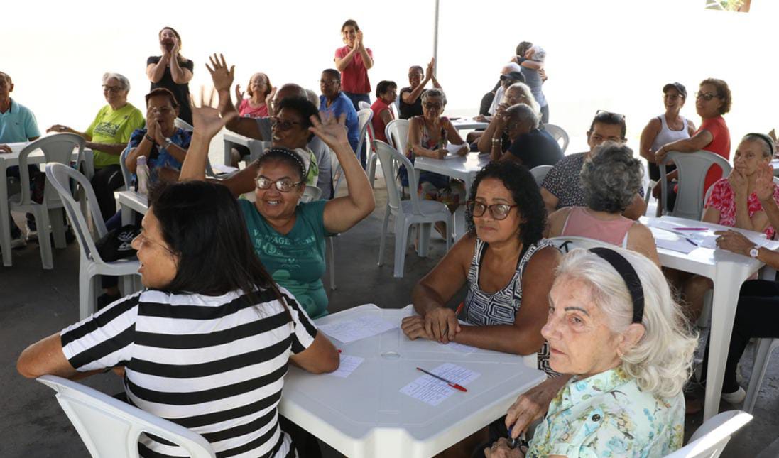 Colônia de férias no CCPI anima idosos até o final de janeiro