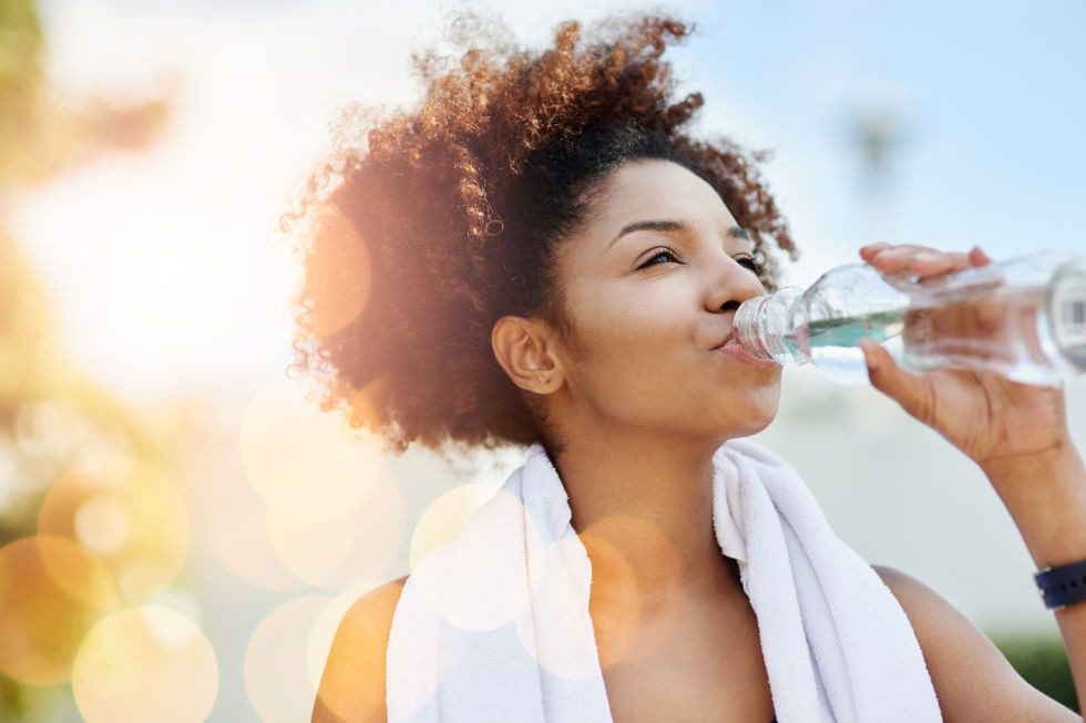 Alimente-se e hidrate-se corretamente para um verão mais saudável