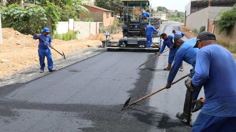 Parque Gramado inicia pavimentação de ruas e população celebra melhorias