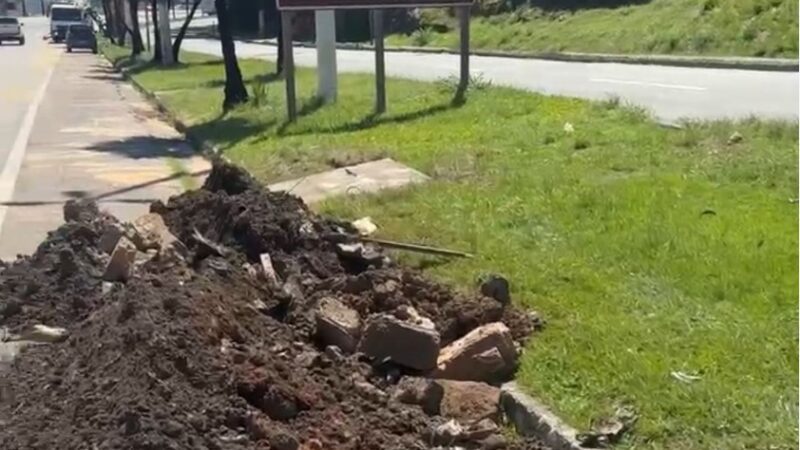 Secretaria de Serviços intensifica limpeza preventiva na Avenida Mário Gurgel