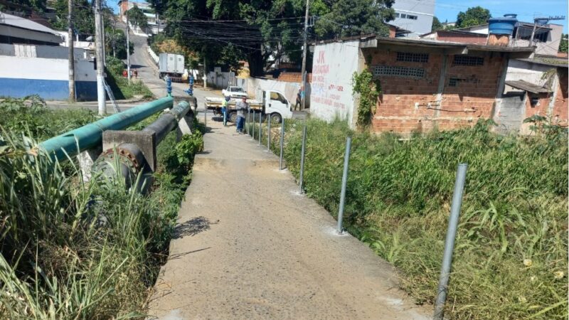 Segurança e melhorias: passarela do bairro Operário recebe guarda-corpos e será revitalizada