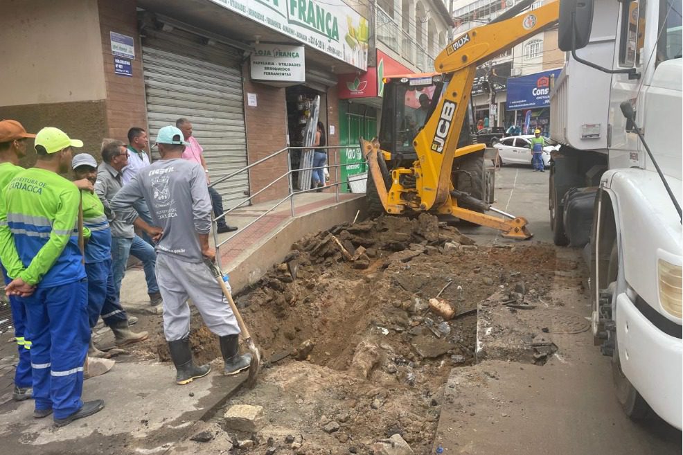 Melhorias chegam a Bela Aurora com obras de drenagem e pavimentação