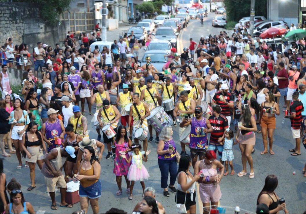 Blocos “Seu Boneco” e “GM” fecham o carnaval de rua em grande estilo em Cariacica