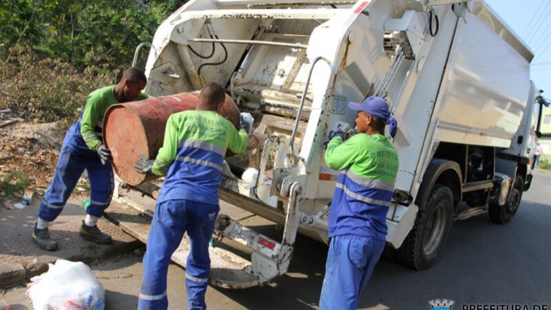 Cuidado ao descartar! Embalagem correta evita acidentes com coletores e recicladores