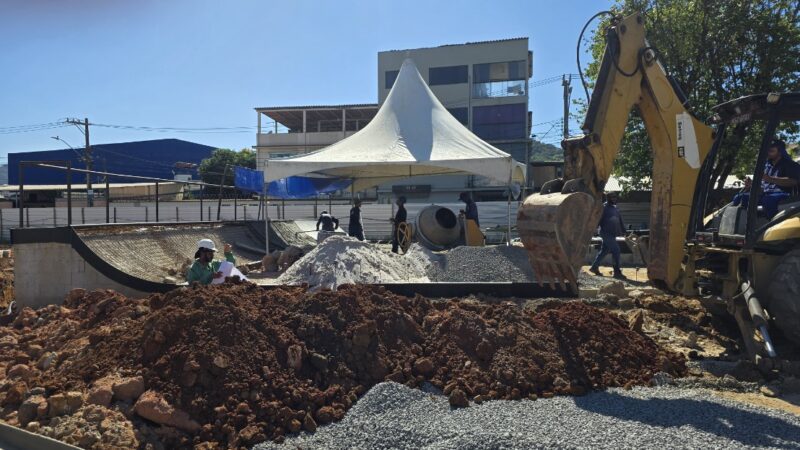 Em breve, nova pista! Skatistas visitam obras no Complexo Esportivo Hugo Viola